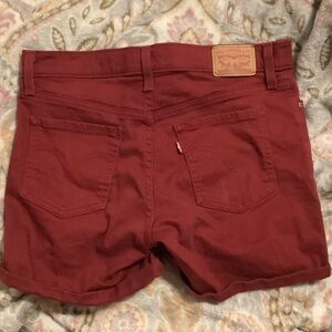 Levi's Women's Burgundy Mid Length Denim Colored Jean Shorts 29